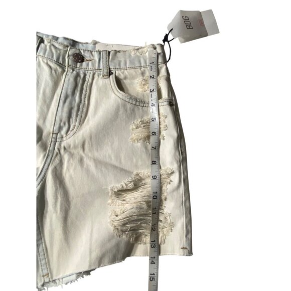 BDG Dropped Waist 24" Waist Destroyed Denim Shorts Blue Distressed Frayed Hem - Picture 7 of 9